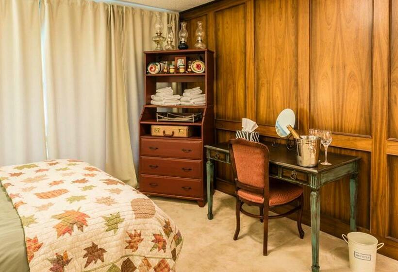 Номер Стандарт, Rustlers Lodge