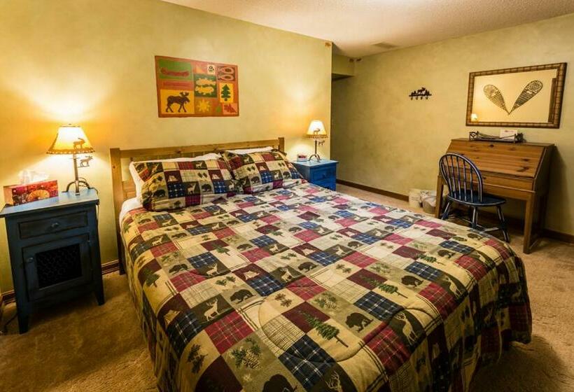 Номер Стандарт, Rustlers Lodge