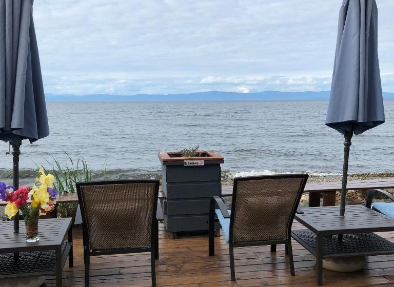 标准工作室, Qualicum Breeze Beach Resort