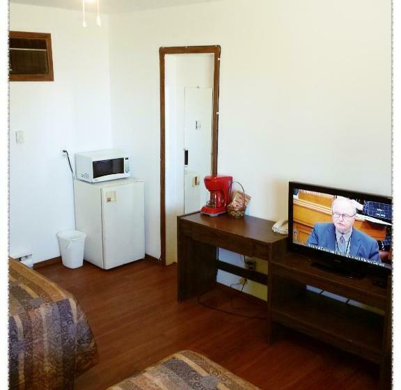 スタンダードルーム, Moosomin Motel