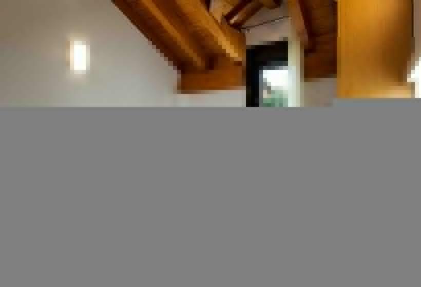 Номер Стандарт, Albergue Francisco Giner De Los Rios