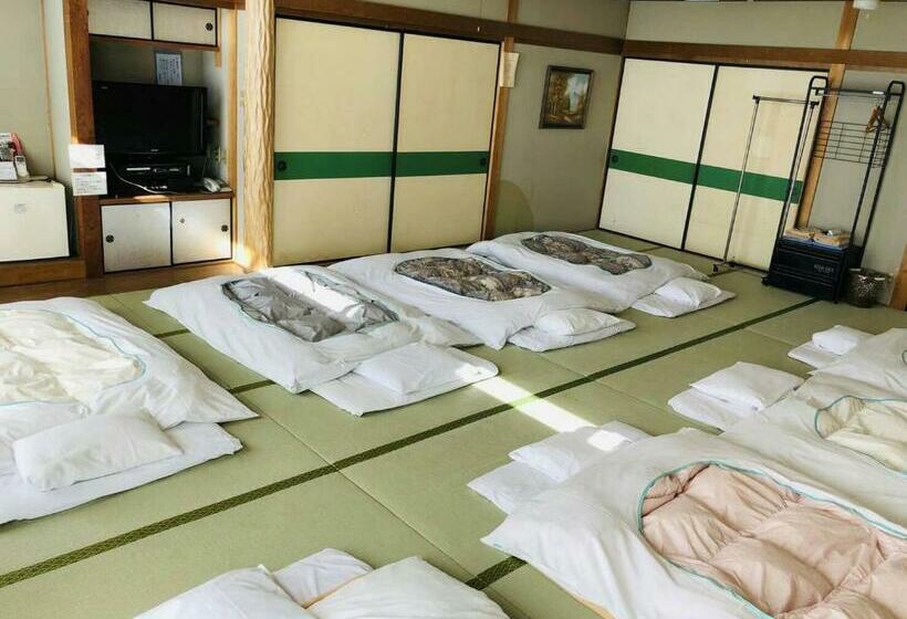 Семейный Номер, Garden Hotel Yamato