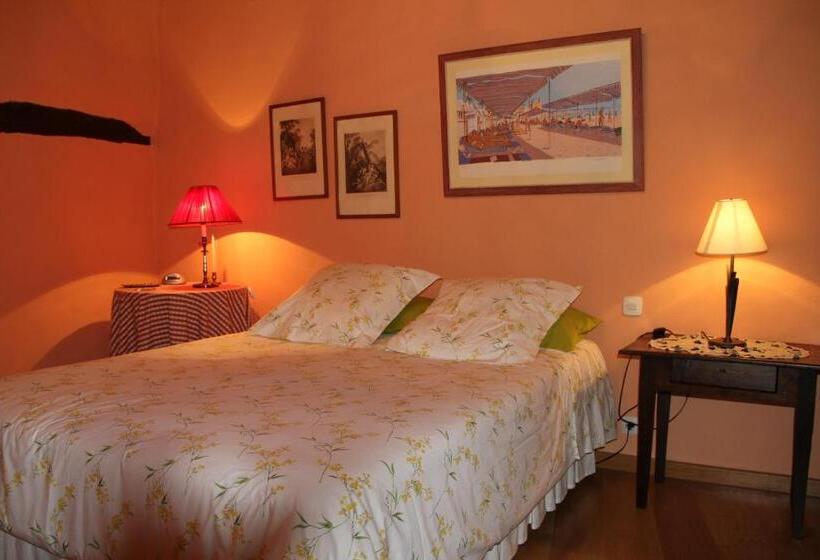 سوییت جونیور, Mas Vilosa Bed And Breakfast