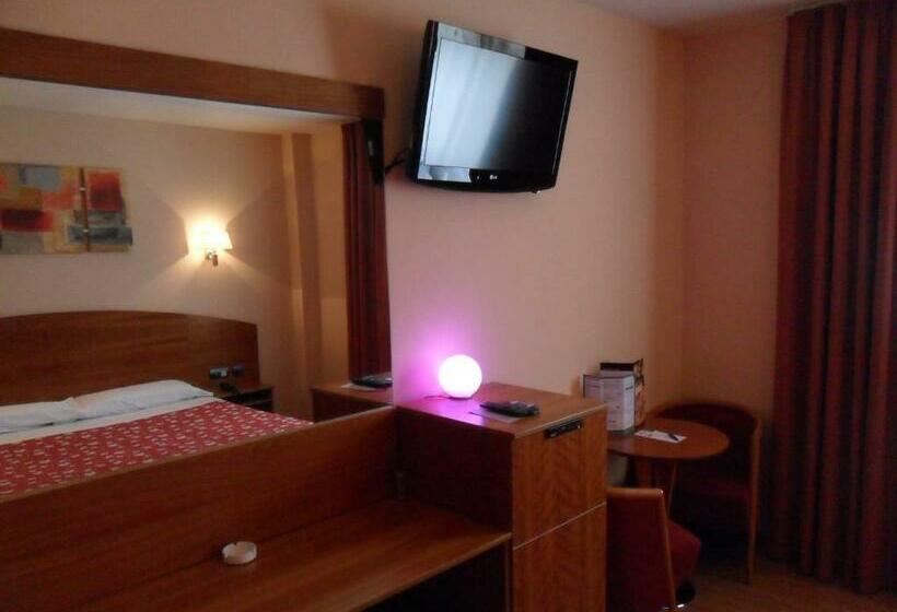 스탠다드 룸, Motel Emporio