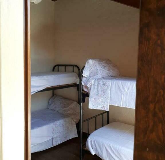 Номер Стандарт Трехместный, Albergue A Noguera
