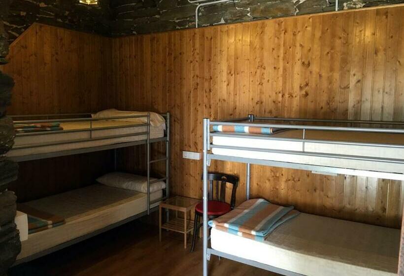 Номер Стандарт Четырехместный Совместный Санузел, Albergue San Lázaro