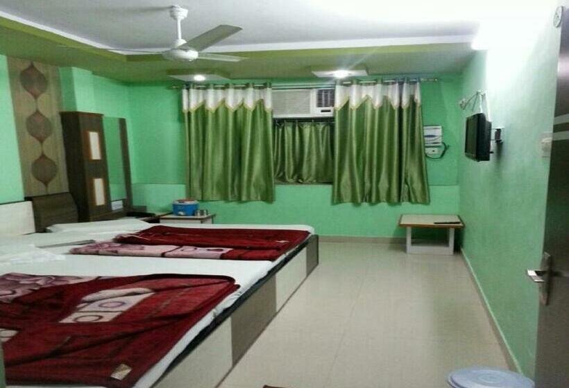 اتاق لوکس, Mittal Inn
