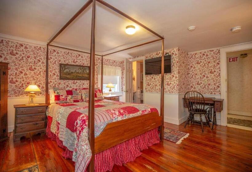 Номер Стандартный Кровать Куин, Clark Currier Inn