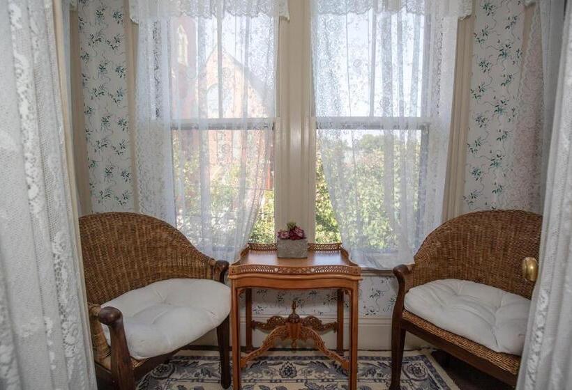 Стандартный Номер Кровать Кинг, Clark Currier Inn