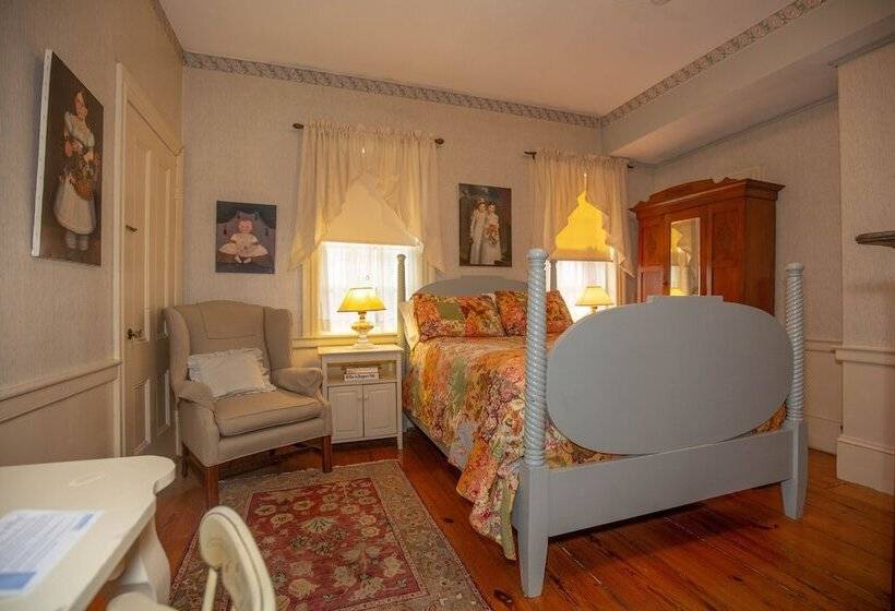 スタンダードシングルルーム, Clark Currier Inn