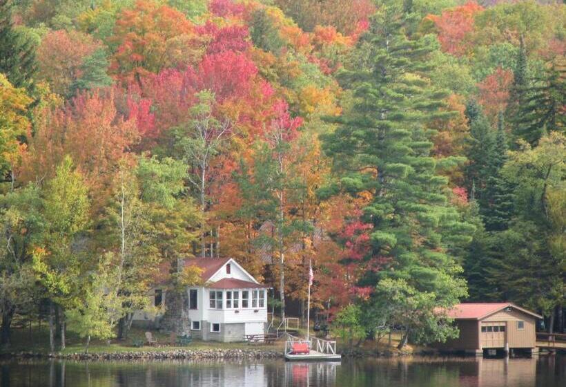 Номер Стандартный Кровать Куин, Pine Knoll Hotel Lakeside Lodge & Cabin