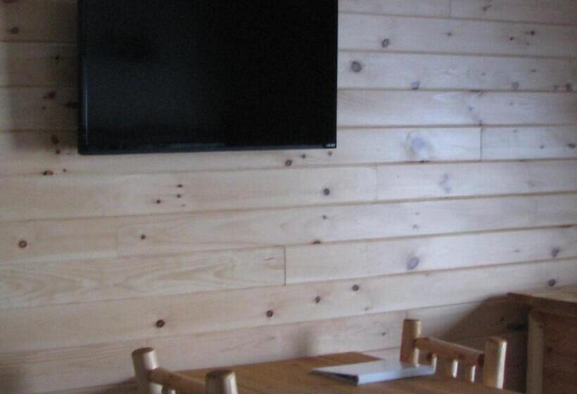 Номер Стандартный Кровать Куин, Pine Knoll Hotel Lakeside Lodge & Cabin