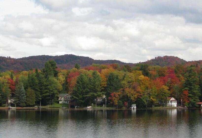 Хижина, Pine Knoll Hotel Lakeside Lodge & Cabin