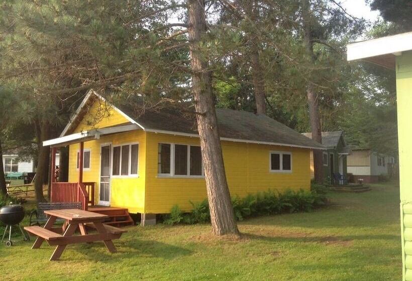 Хижина, Rainbow S End Resort