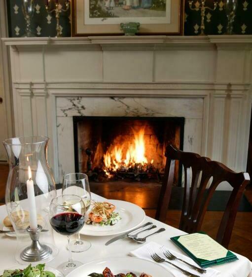 Номер Deluxe Кровать Кинг, Cameron Estate Inn
