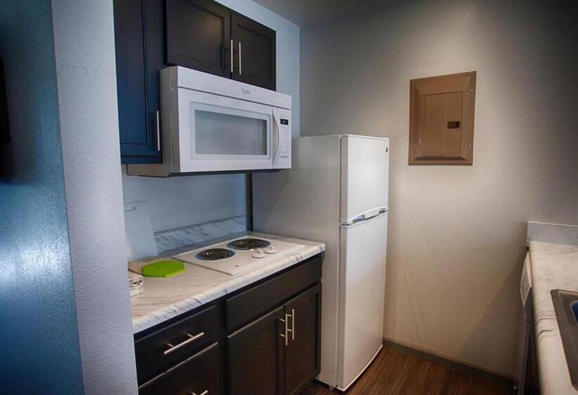 Люкс, Z Loft Extended Stay