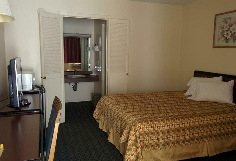 带大床的标准间, Economy Inn Toledo Perrysburg