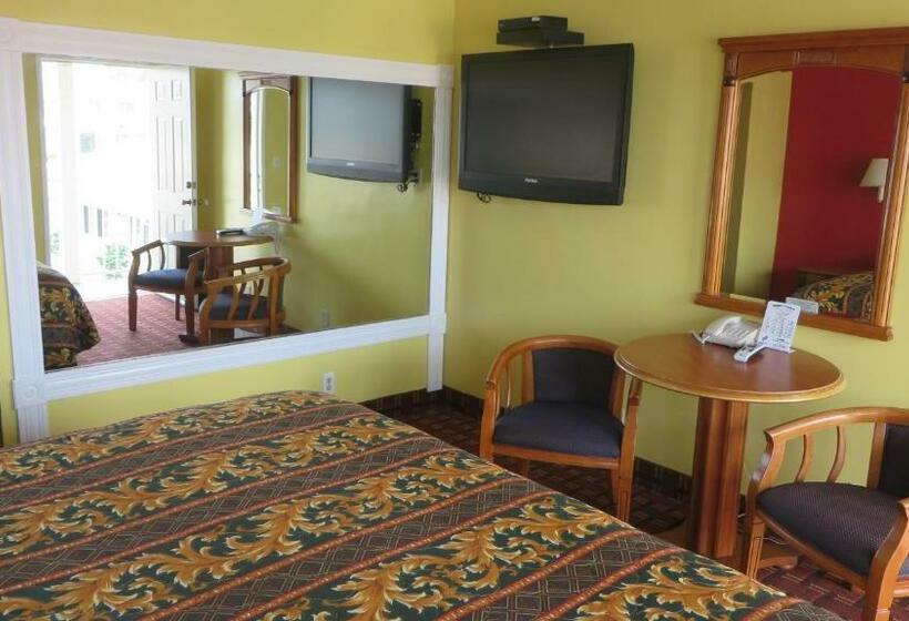 חדר סטנדרט עם מיטת קינג, Friendship Motor Inn