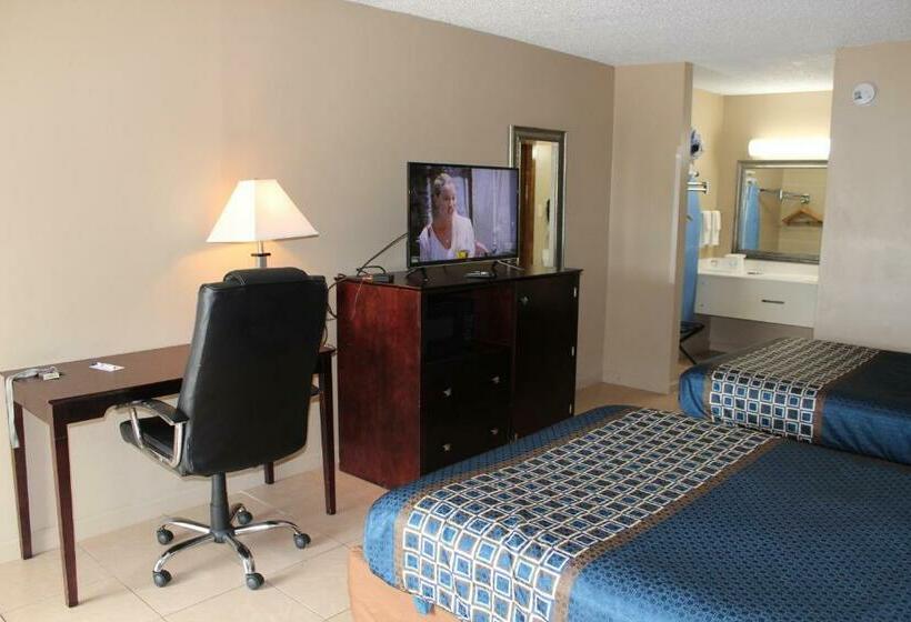 带2个双人床的标准工作室, Highland Inn Denham Springs Baton Rouge East