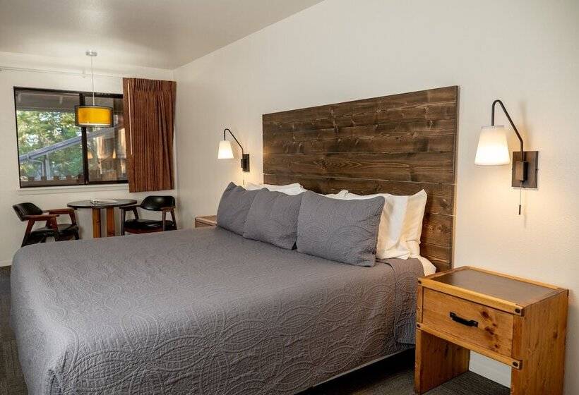 Номер Стандарт, Eagle Cap Chalets
