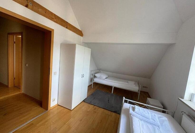 Апартаменты 4 Спальни, Schloss Hotel Kastellaun