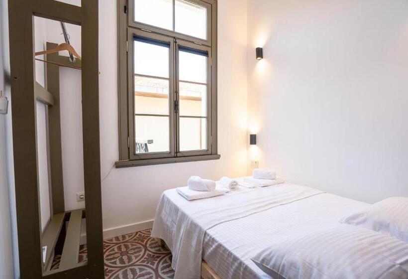 Номер Стандарт, Latibule özel Guest House