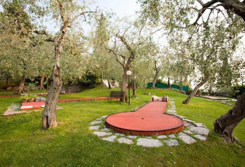 Апартаменты 1 Спальня, Villaggio Albergo Casa E Lago