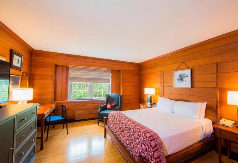 Standard Szoba, Williamsburg Lodge, Autograph Collection
