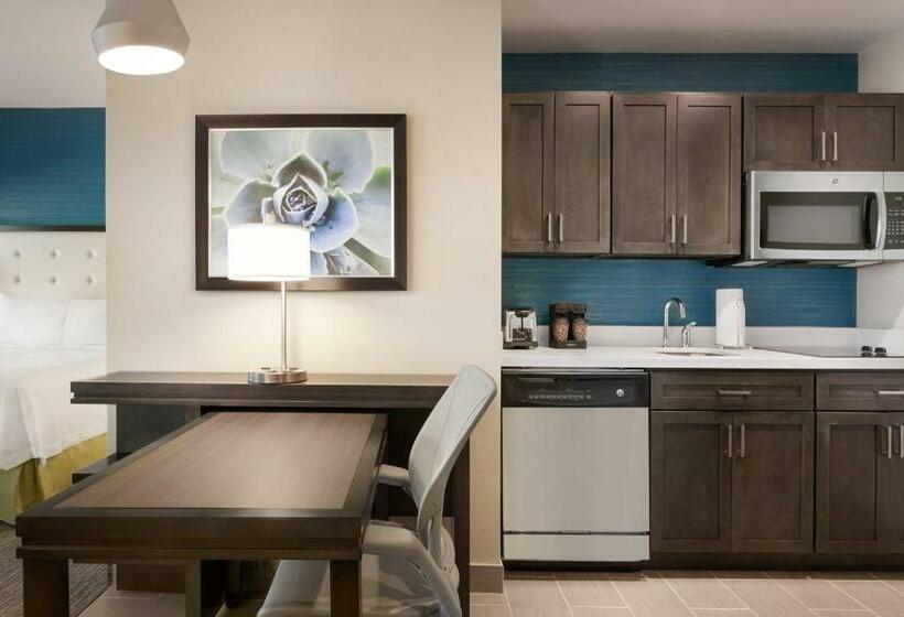 带大床的套房, Homewood Suites By Hilton Charlotte/southpark