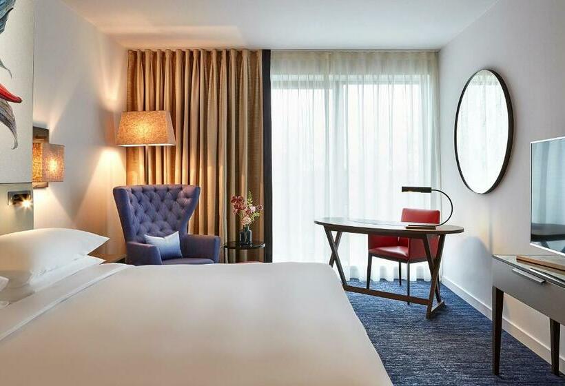 Standard Room King Size Bed, Hyatt Regency Amsterdam