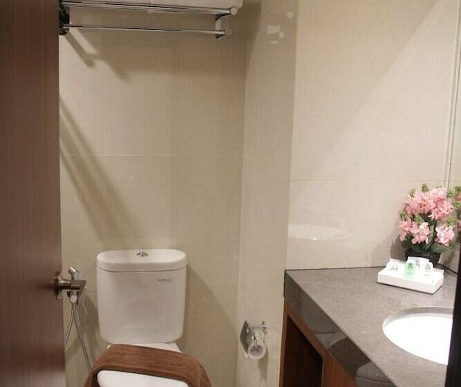 Номер Deluxe, Atrium Premiere Hotel Cilacap