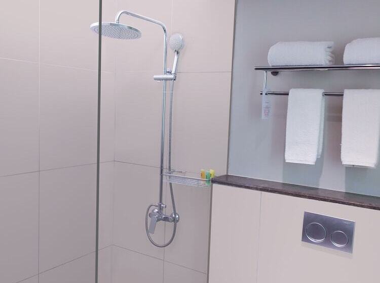 Номер Superior, Swiss Belhotel Bogor