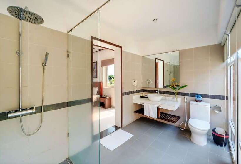 اتاق سوپریور با چشم‌انداز باغ, Tam Thanh Beach Resort & Spa