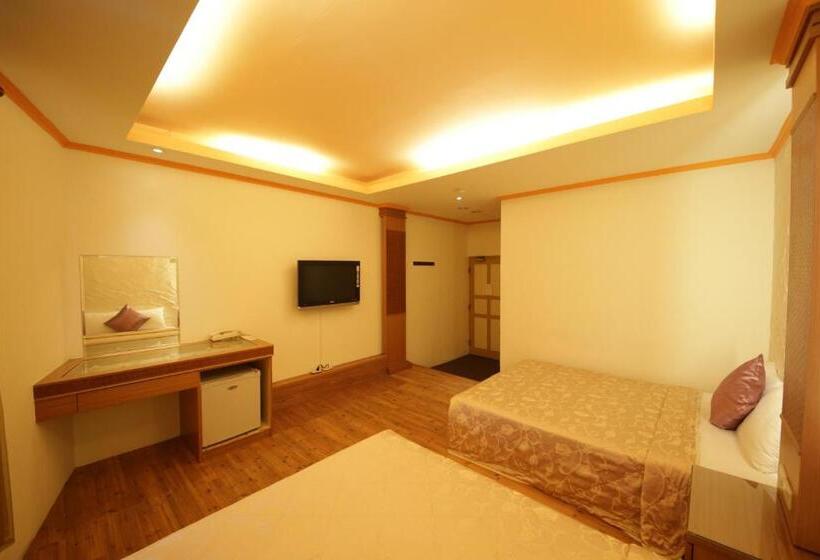 اتاق استاندارد چهار تخته, Goden Beach B&b