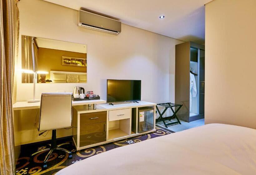 Президентский Люкс, Palm Continental