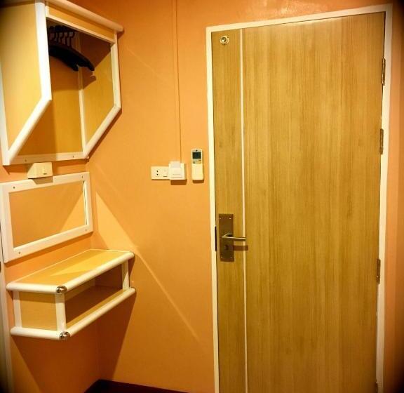 اتاق استاندارد, Urban Hostel Bangkok