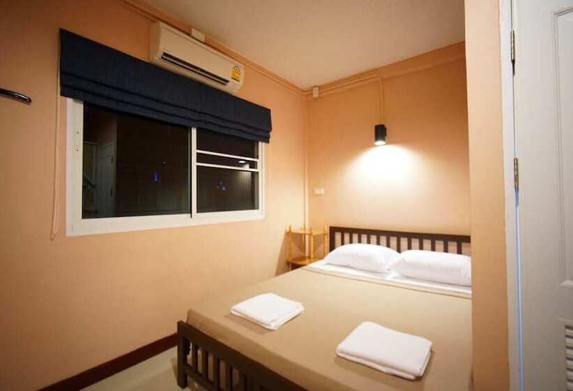 اتاق استاندارد, Urban Hostel Bangkok