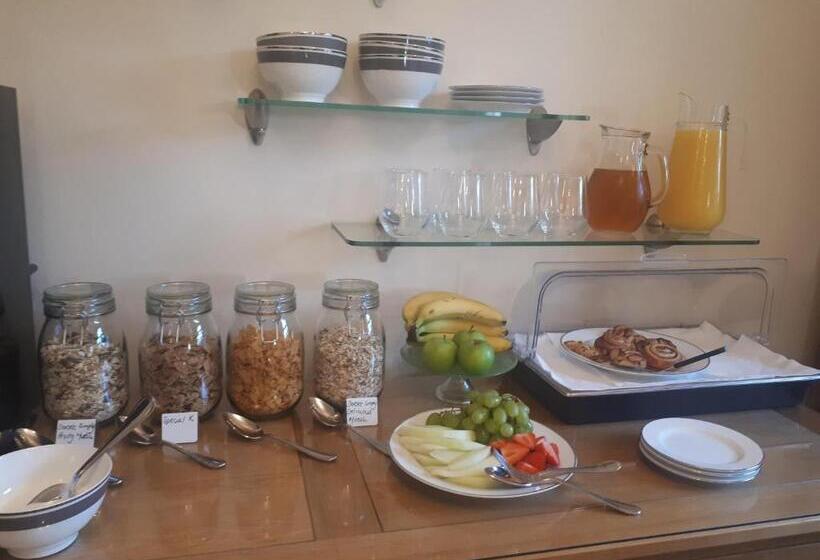 Номер Deluxe, Berry House Bed & Breakfast