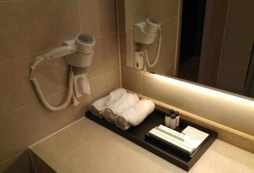 Люкс, J Square Hotel And Wedding