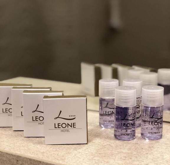 اتاق استاندارد چهار تخته, Leone