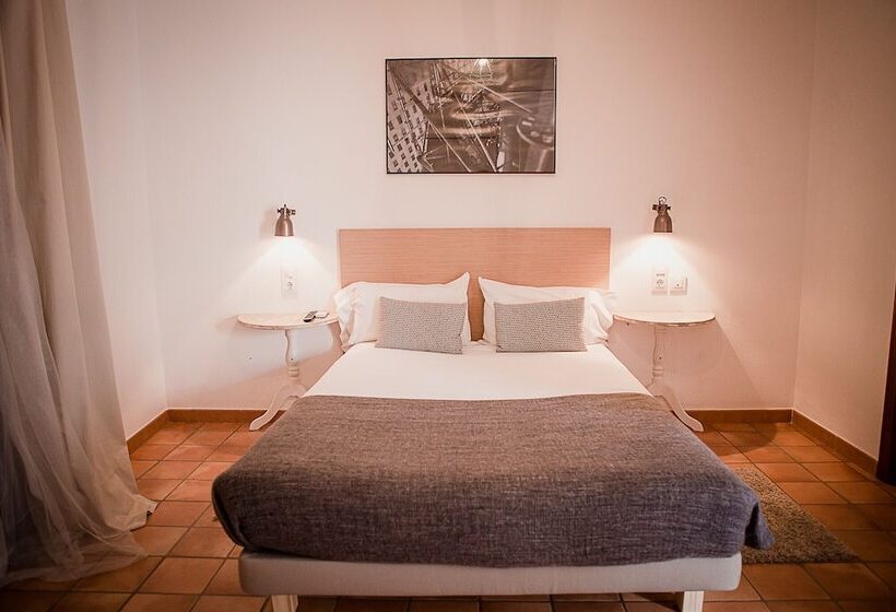 Номер Стандарт с Террасой, Hostel Café Frenteabastos