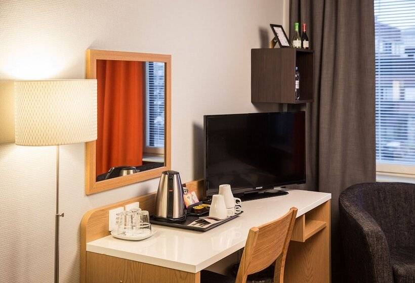 스탠다드 트리플 룸, Park Hotel Tornio