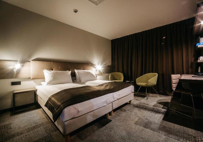 Номер Стандарт, Q Hotel Plus Katowice