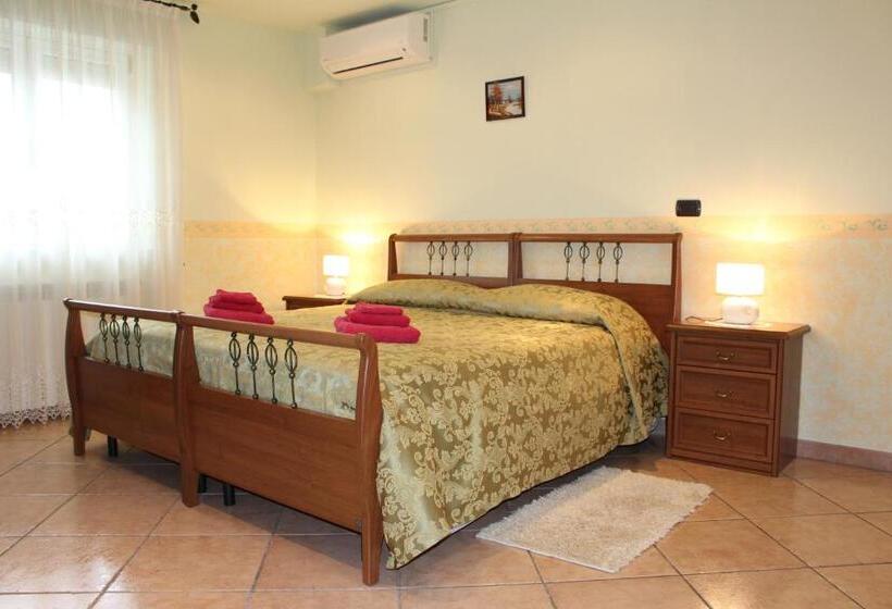 Номер Стандарт Трехместный, B&b Esperança