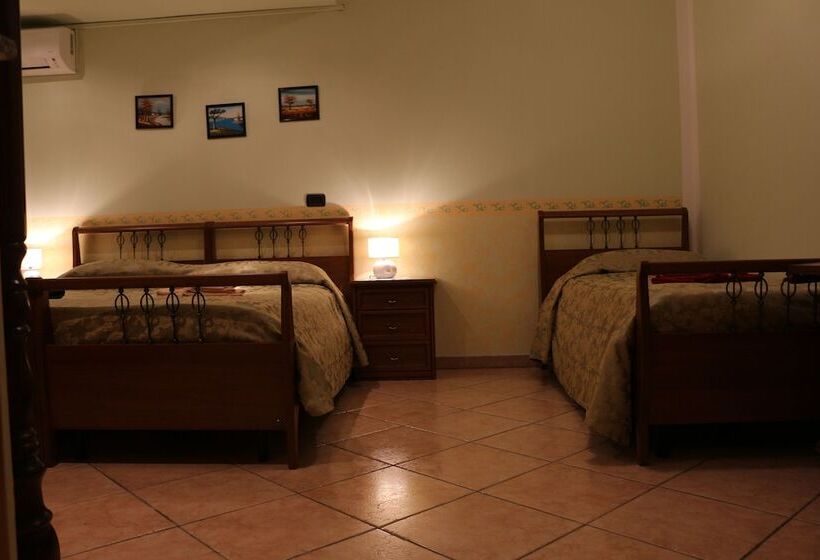 Номер Стандарт Трехместный, B&b Esperança