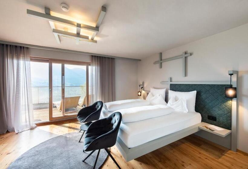 اتاق لوکس با بالکن, Feel Good Resort Johannis