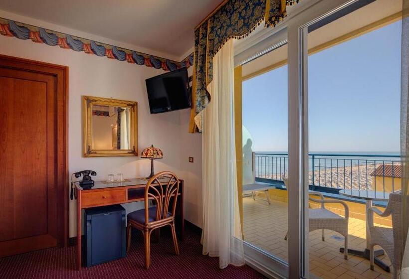 Suite Vista Mar Lateral, Napoleon