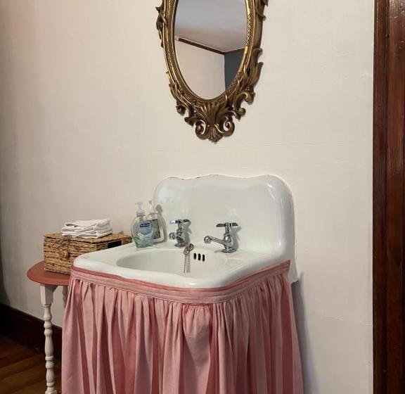 Номер Deluxe, Bed And Breakfast Hearts Desire