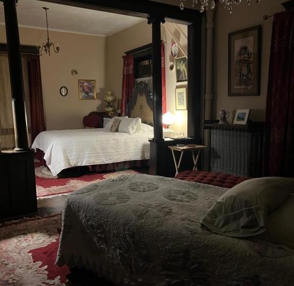 Четырехместный Номер Deluxe, Bed And Breakfast Hearts Desire