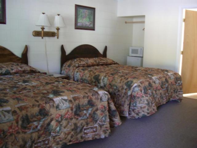 Номер Стандарт, Forest Lodge Motel